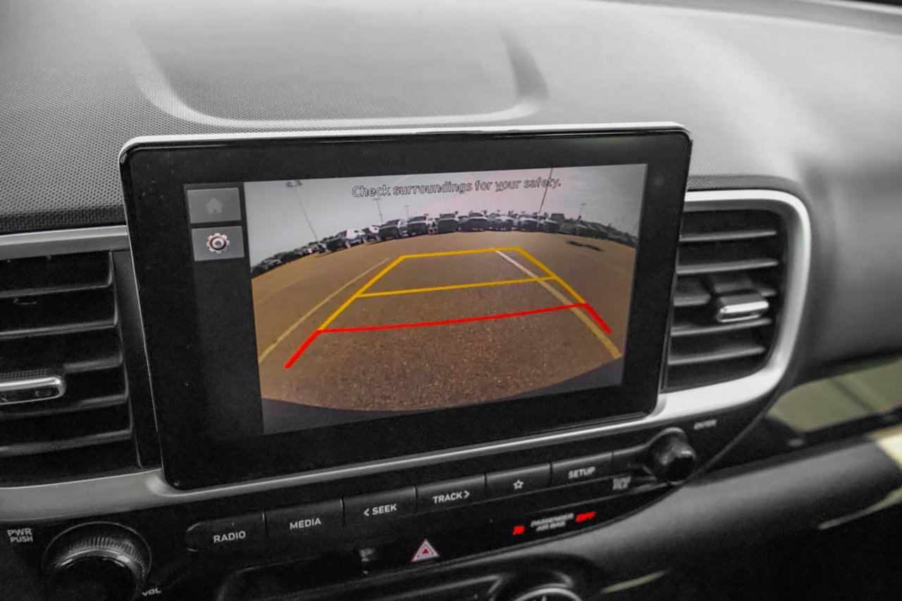 2026 Hyundai Venue Preferred IVT Black Sherwood Park - photo #23