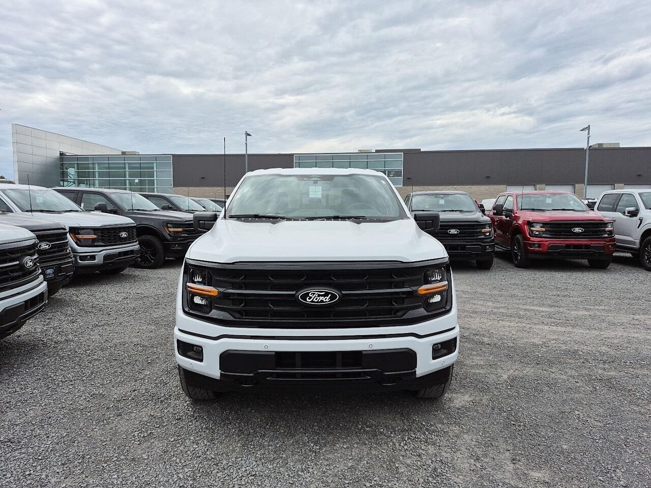 2026 Ford F-150 Oxford White Saint-Jérôme - photo #0