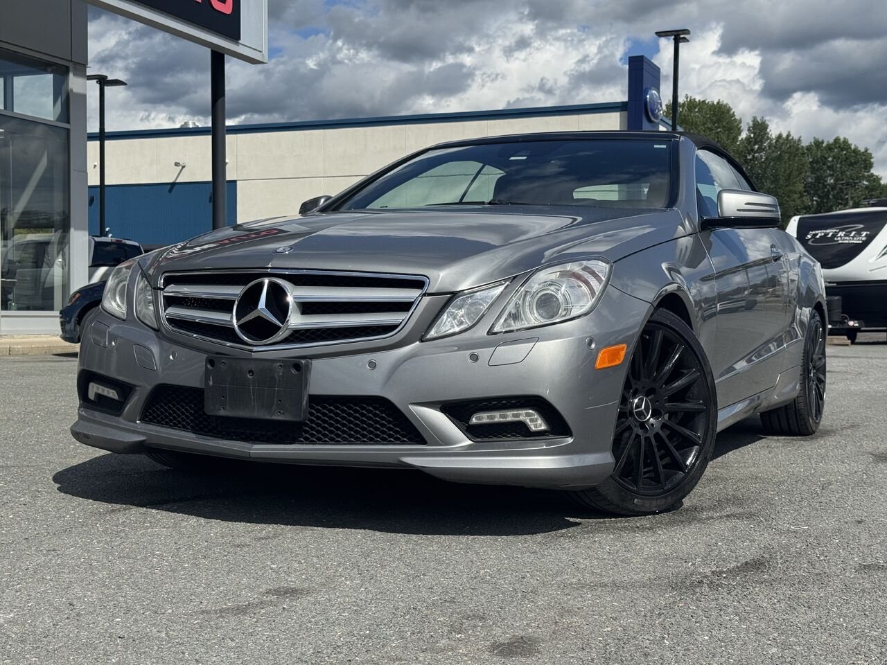 2011 Mercedes-Benz Classe-E Grey Granby - photo #16