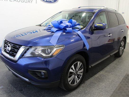 2017 Nissan Pathfinder 2017 Blue