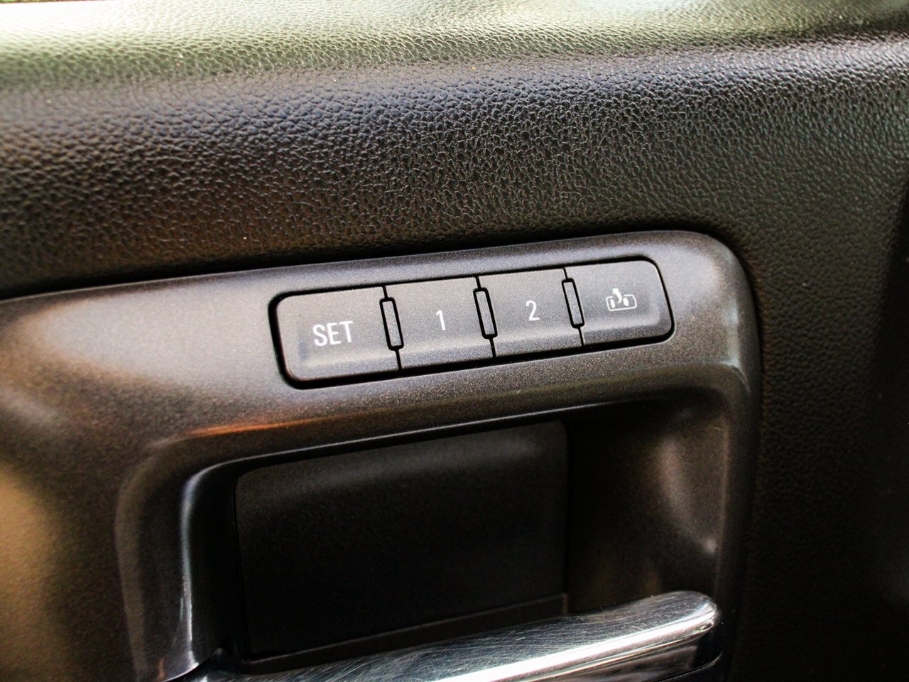 2019 Chevrolet Silverado 2500HD 4WD Crew Cab 153.7 LTZ Black Sherwood Park - photo #16