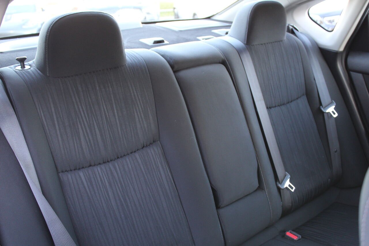 Nissan Sentra VIN: 3N1AB7AP9KY266115 2019 Noir Sainte-Rose - photo #9