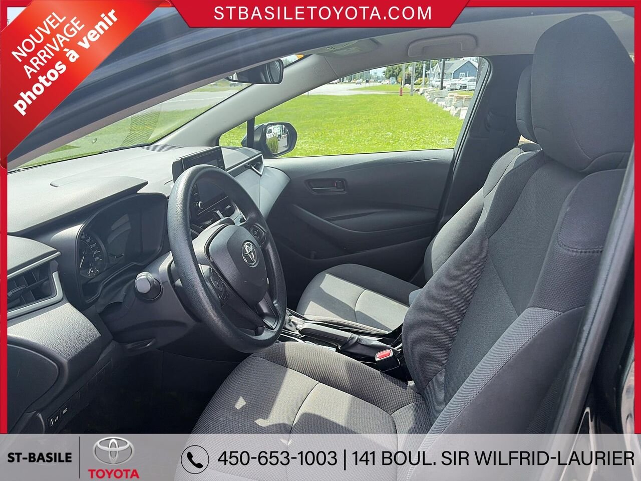 2022 TOYOTA COROLLA Black Saint-Basile-le-Grand - photo #4