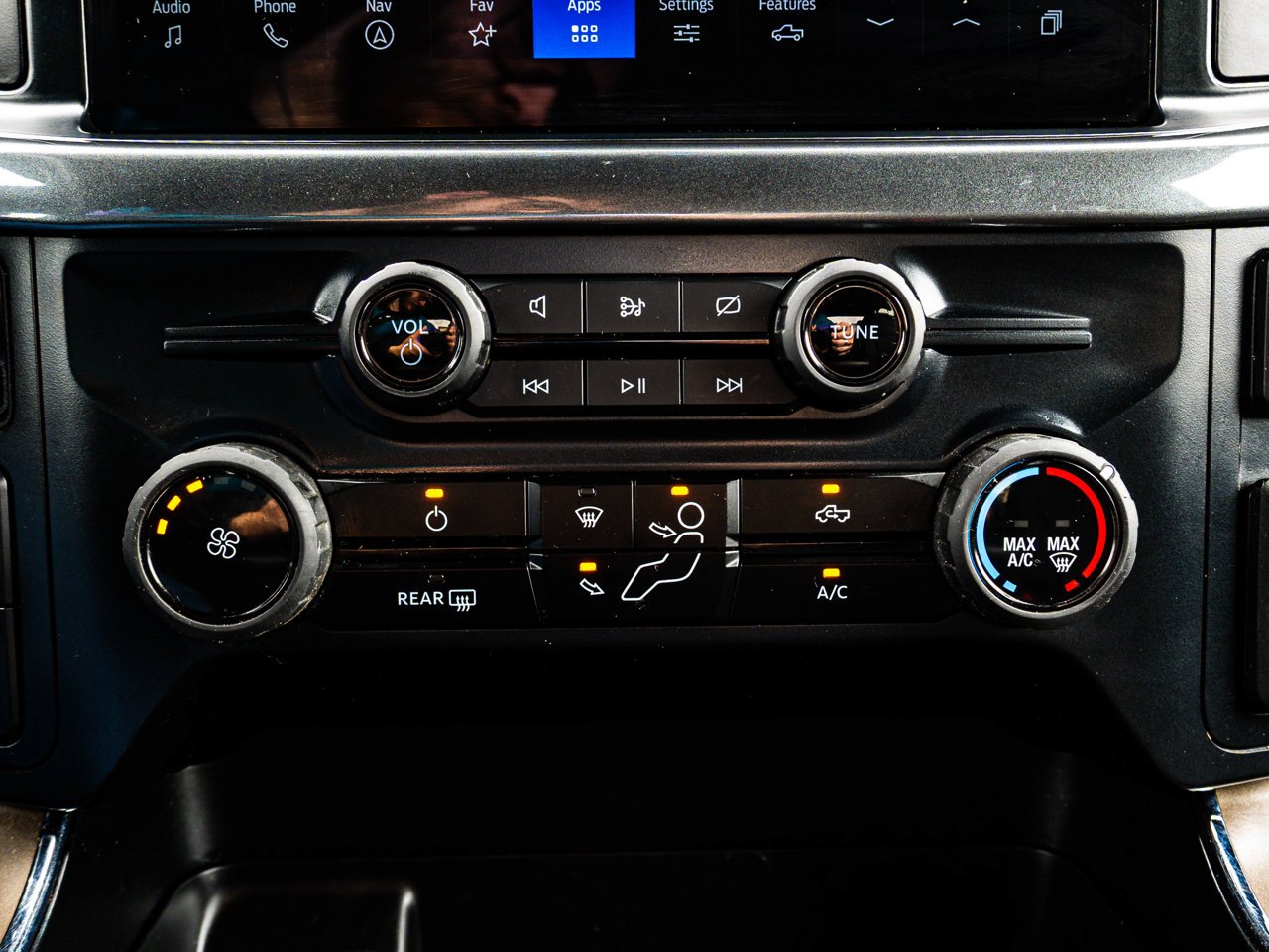2024 Ford F-150 STX 4WD SuperCrew 5.5' Box White Sherwood Park - photo #23