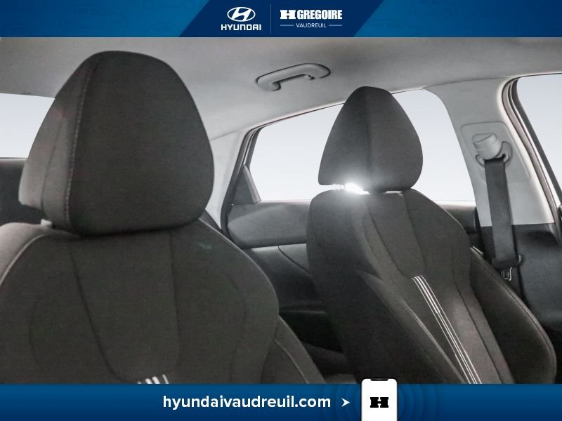 Hyundai Elantra YR830 | Preferred IVT 2025 Blanc Laval - photo #27