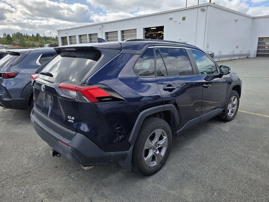 Toyota RAV4 XLE TI 2022 Bleu