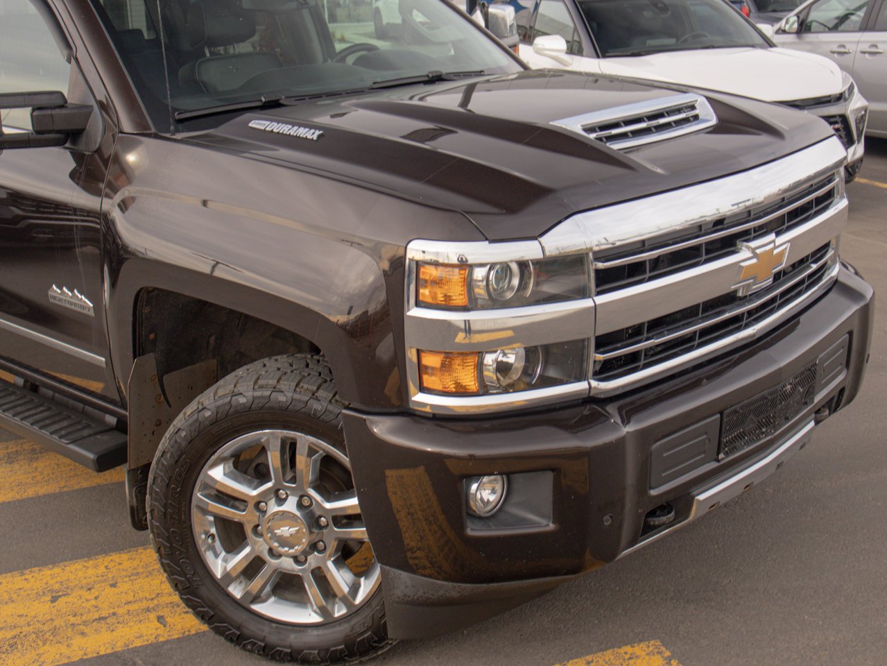 2018 Chevrolet Silverado 2500HD 4WD Crew Cab 153 High Country Havana Metallic Sherwood Park - photo #14