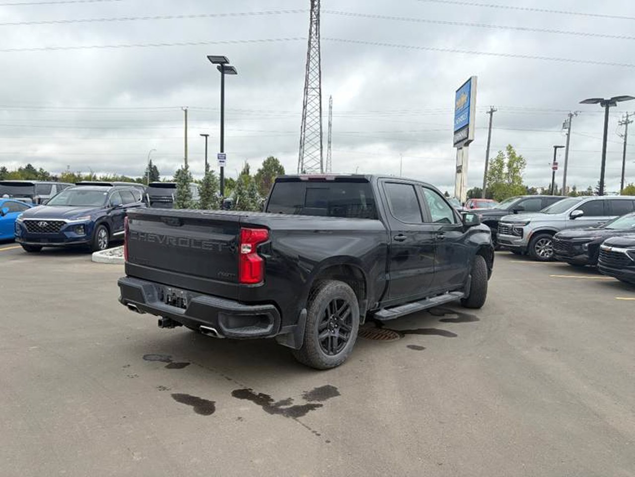 2023 Chevrolet Silverado 1500 4WD Crew Cab 147 RST Black Sherwood Park - photo #4