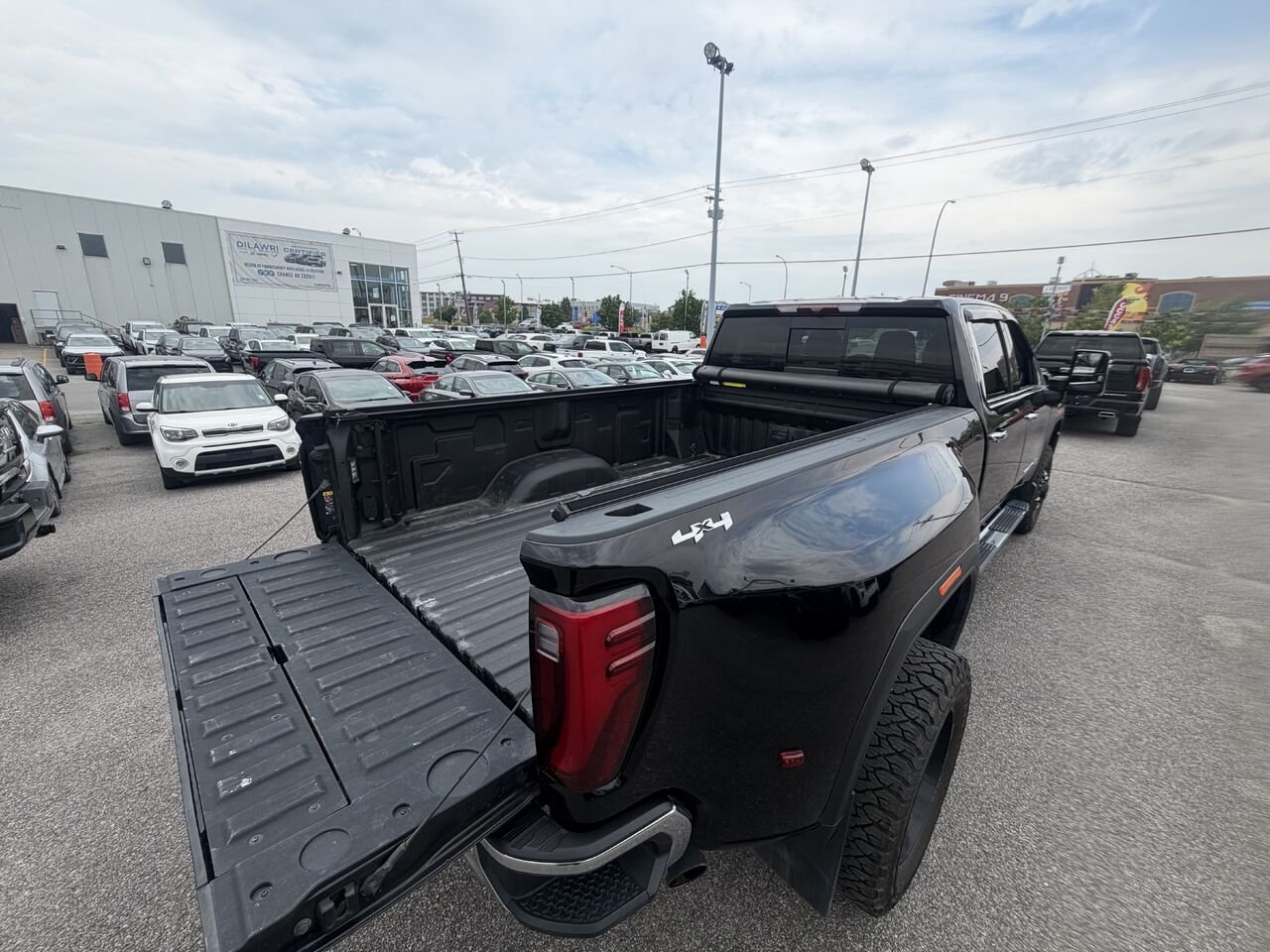 2025 GMC SIERRA K3500 SLT SLT cabine multiplace 4RM 172 po Black Gatineau - photo #15