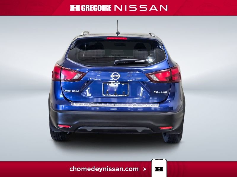 2018 Nissan Qashqai Blue Laval - photo #7