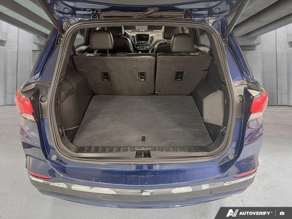 2022 Chevrolet Equinox 2602296A | RS, fully reconditioned, new brakes, priced to sell quickly Blue Edmonton - photo #10