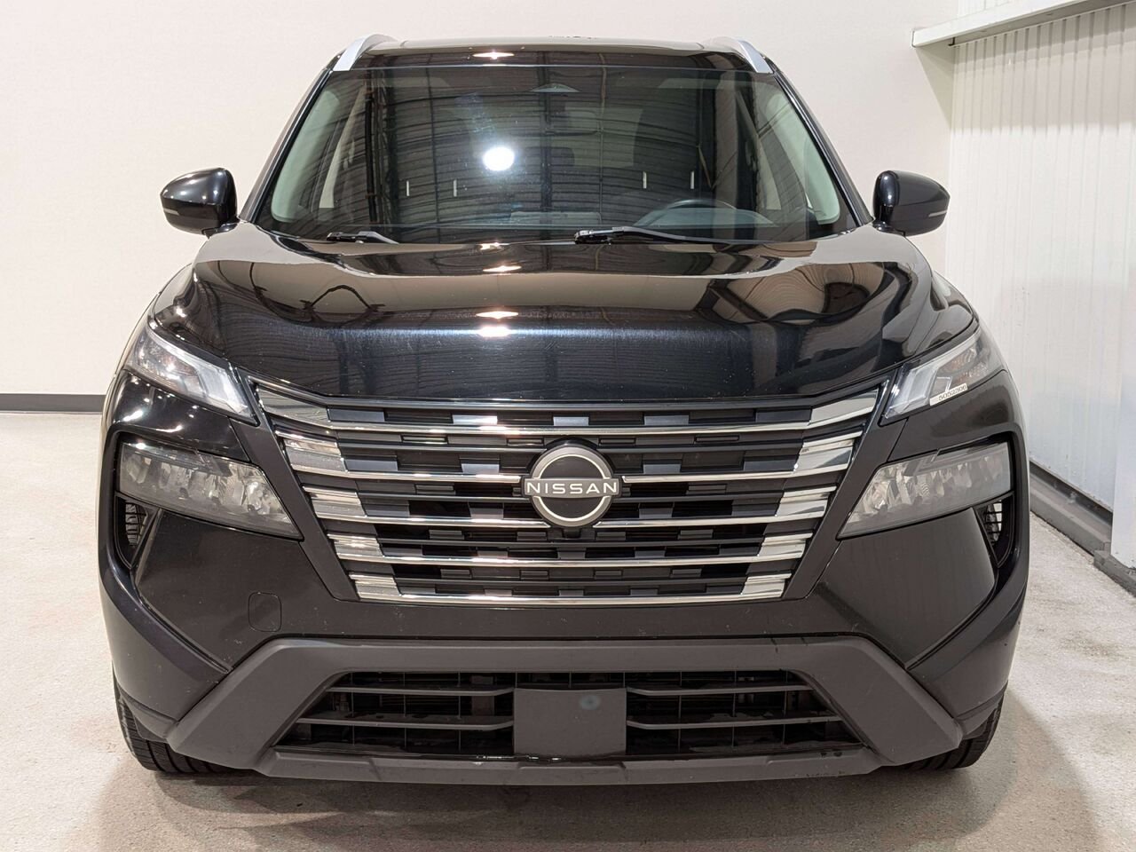 2024 Nissan Rogue AWD SV Moonroof Black Mirabel - photo #3