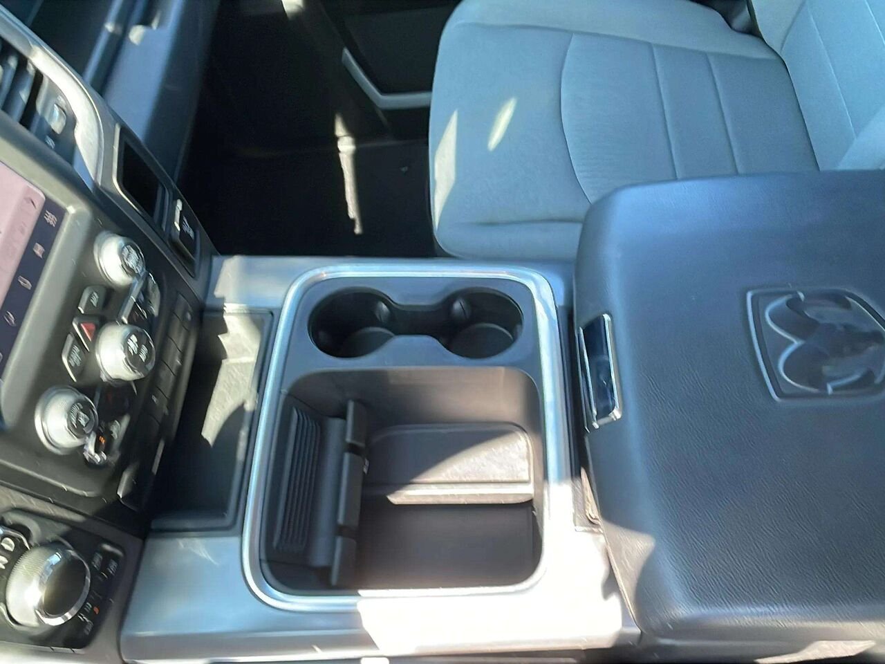 2022 Ram 1500 Express White Gatineau - photo #14