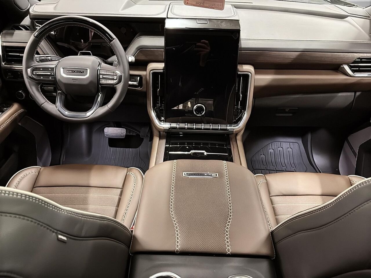 GMC Yukon DENALI ULTIMATE 4RM 2027 NOIR ONYX Saint-Hyacinthe - photo #9