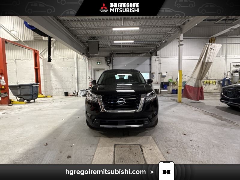 2024 Nissan Pathfinder Black Saint-Eustache - photo #1