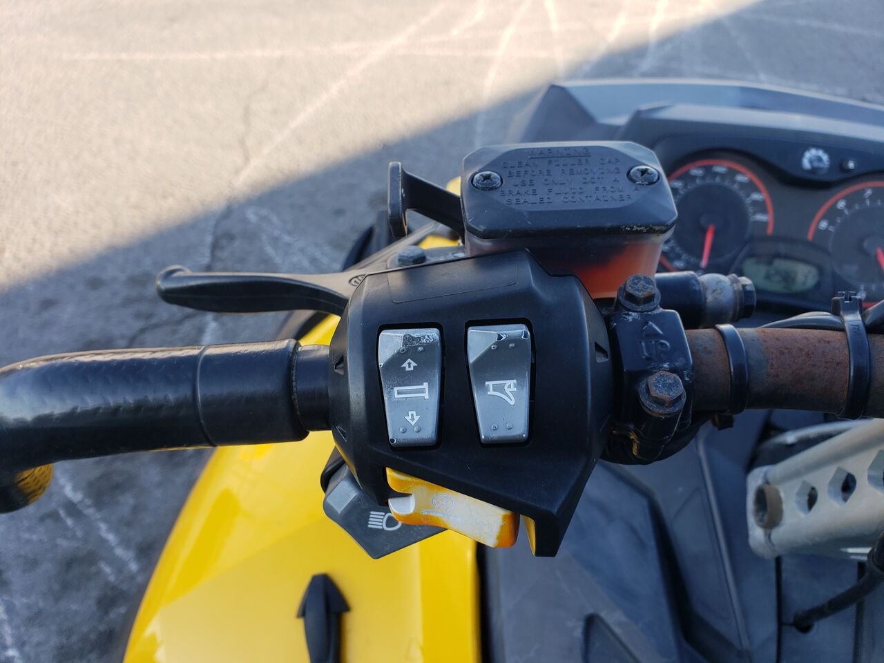 2015 Ski-doo Skandic Yellow  - photo #13