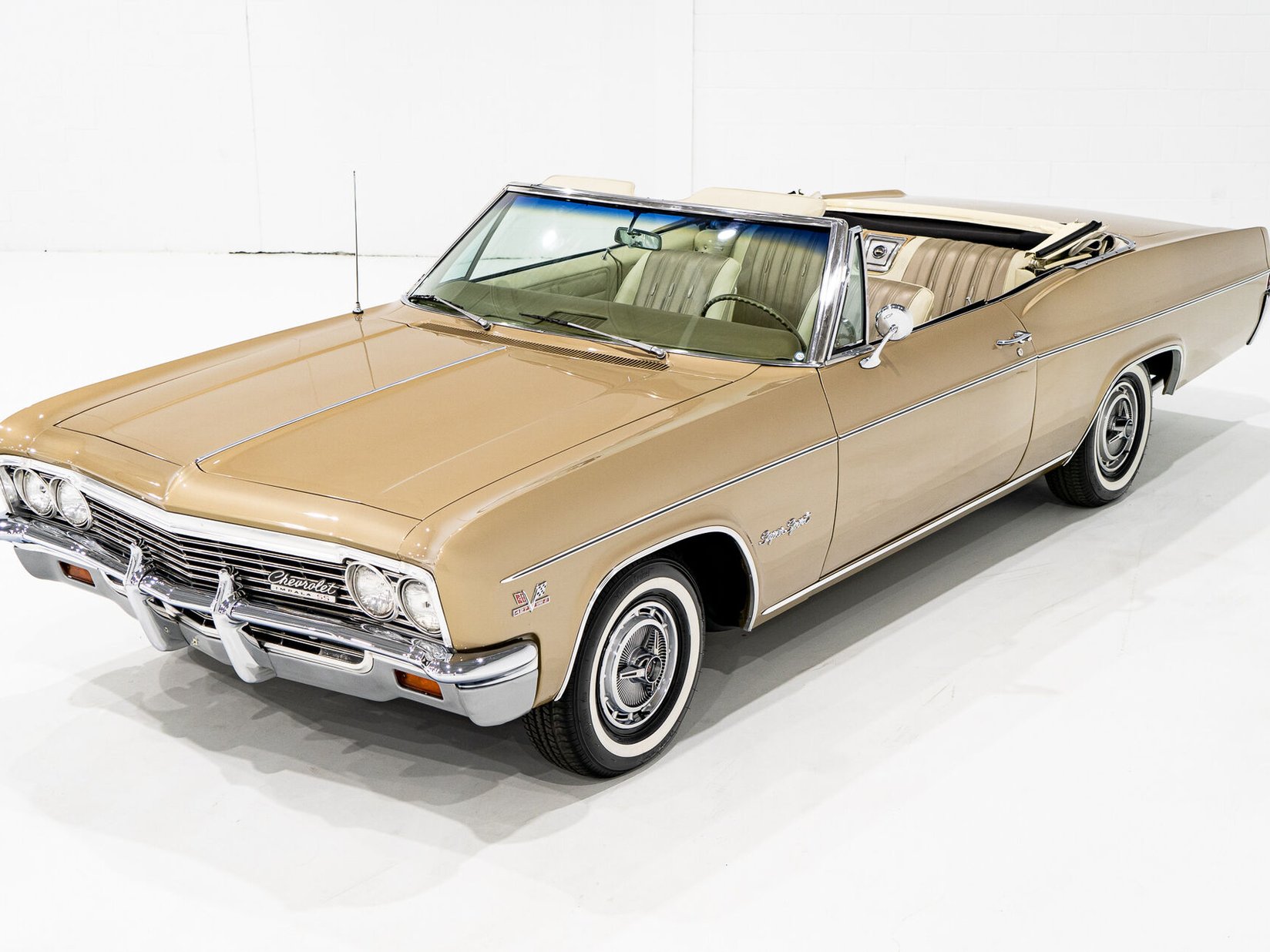 Chevrolet Impala 427 Convertible fully loaded with A/C **PRIX EN USD** 1966 Montréal - photo #7