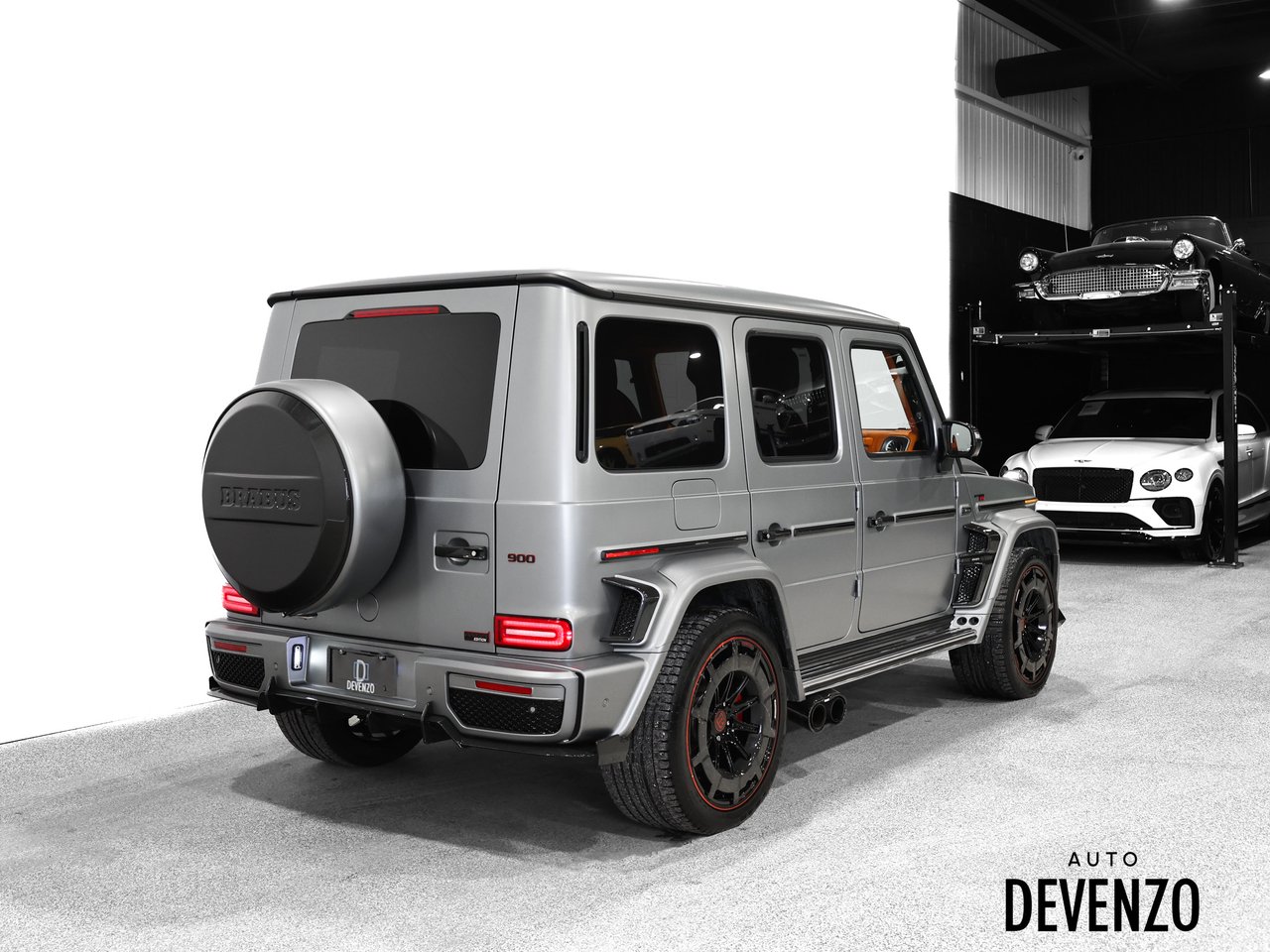 Mercedes-Benz G63 AMG 900 BRABUS & CUSTOM INTERIOR 2023 Argent Saint-Eustache - photo #3