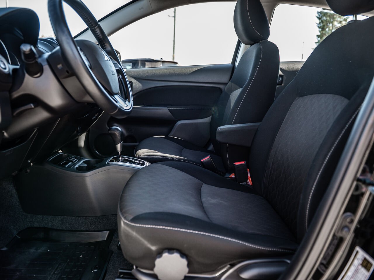 2021 Mitsubishi Mirage Black Sainte-Julienne - photo #10