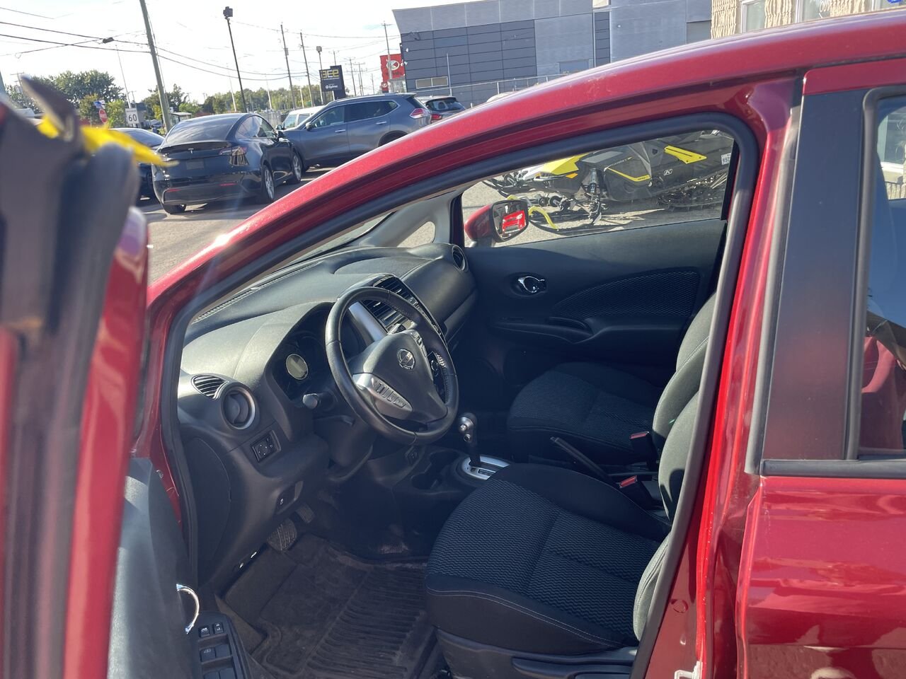 2018 Nissan Versa Note Red  - photo #12