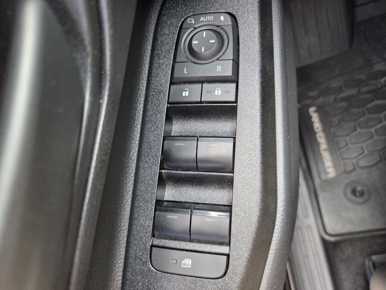 2025 Toyota LAND CRUISER 1958 Black Mont-Laurier - photo #25