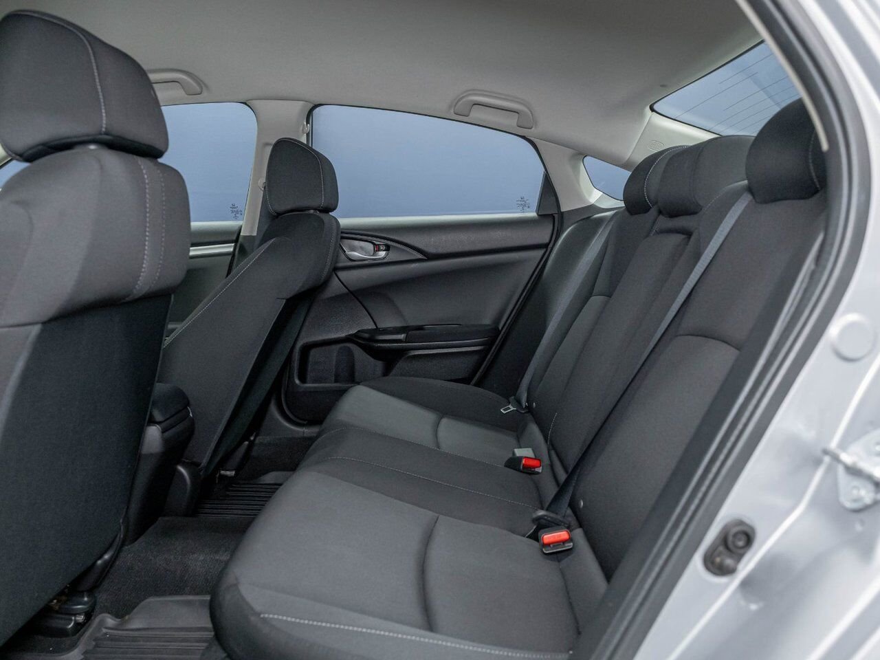 Honda Civic LX AUTOMATIQUE *SIEGES CHAUF* CARPLAY *GR SECURITE 2021 Gris Saint-Jérôme - photo #23