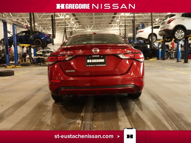 Nissan Sentra 2022 Rouge Laval - photo #10