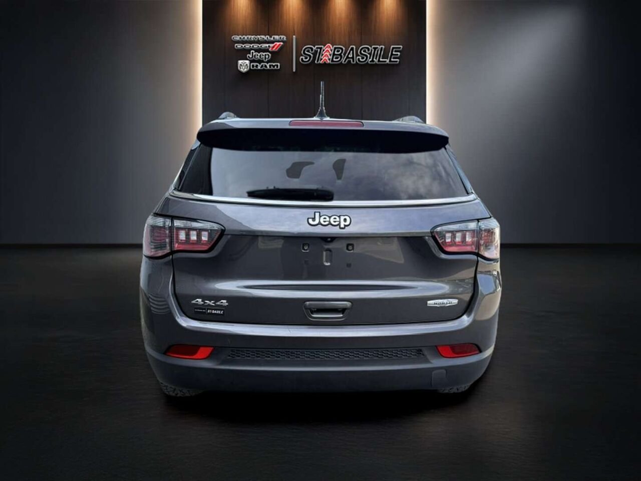 2022 Jeep Compass Grey Saint-Basile-le-Grand - photo #20