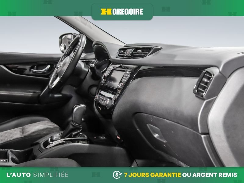 2023 Nissan Qashqai Red Laval - photo #29