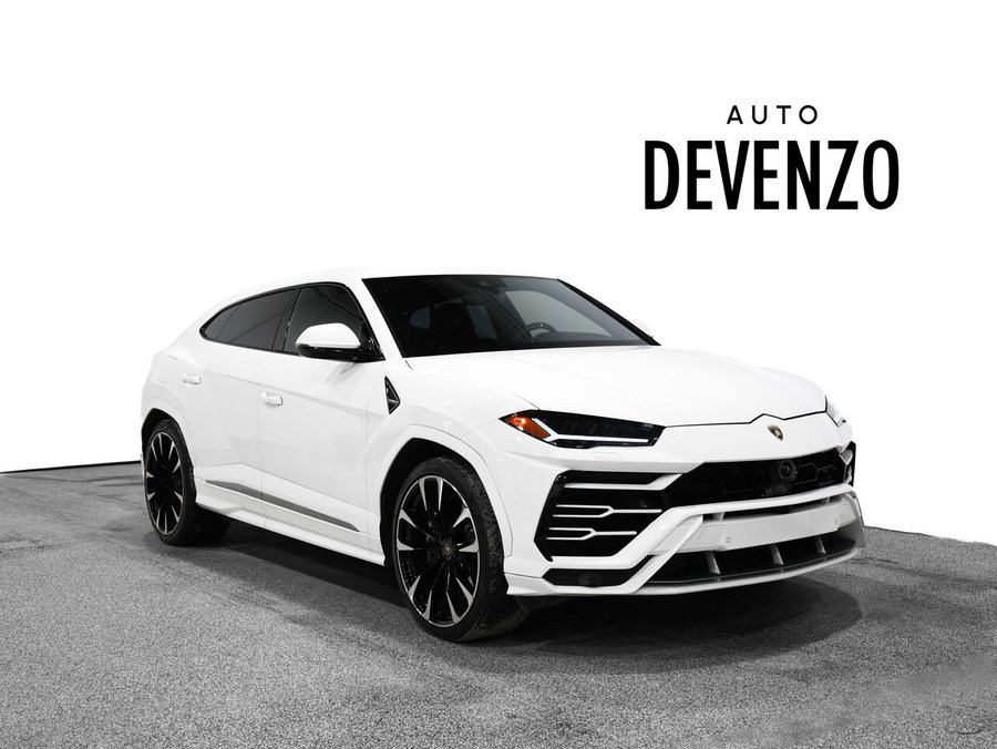 2022 Lamborghini Urus 2022 White