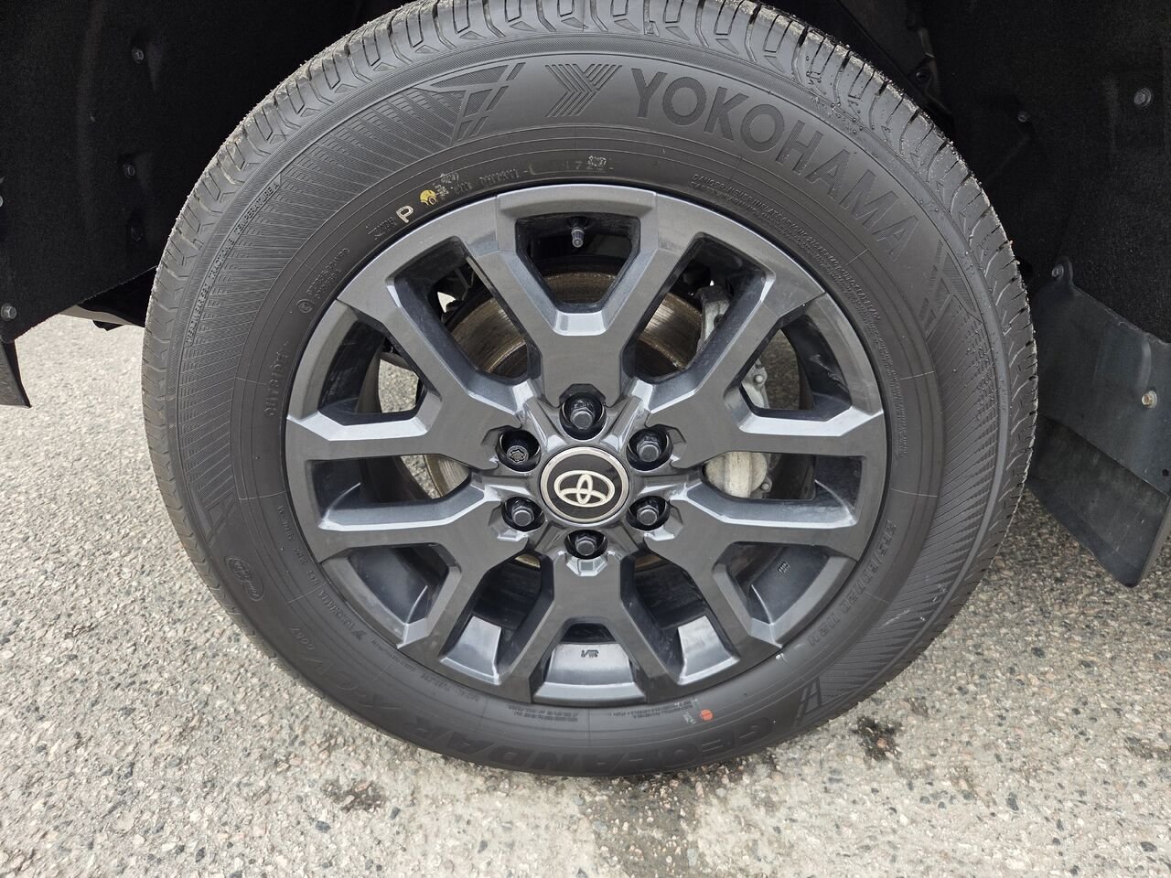 Toyota TUNDRA PLATINUM 2026 Noir Mont-Laurier - photo #8