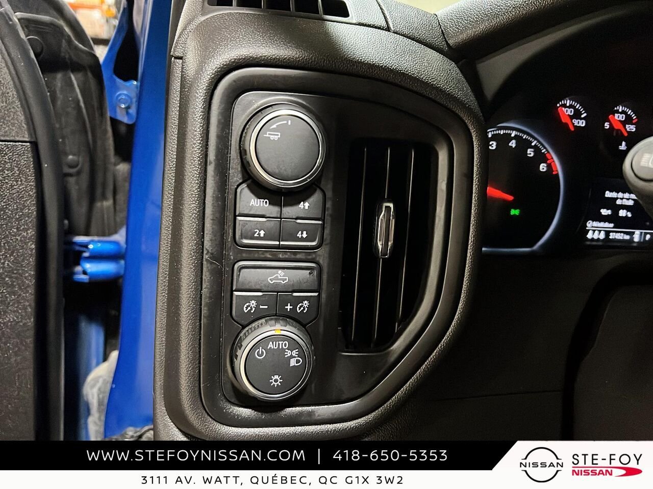 Chevrolet Silverado 1500 2024 Bleu Ste-Foy - photo #14