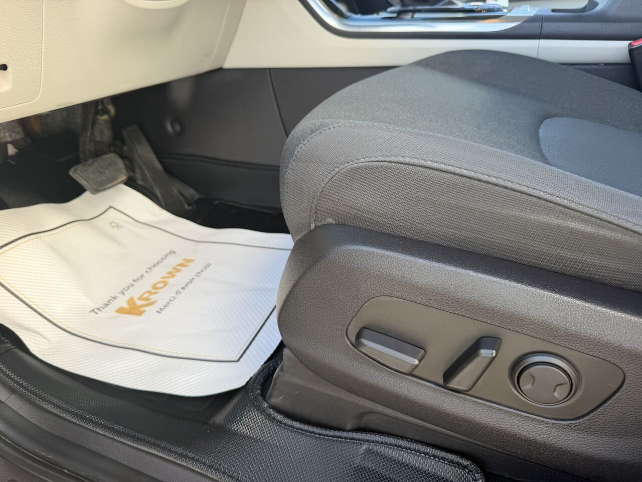Kia Carnival LX PLUS 8 PASSAGERS 2022 Noir Laval - photo #11