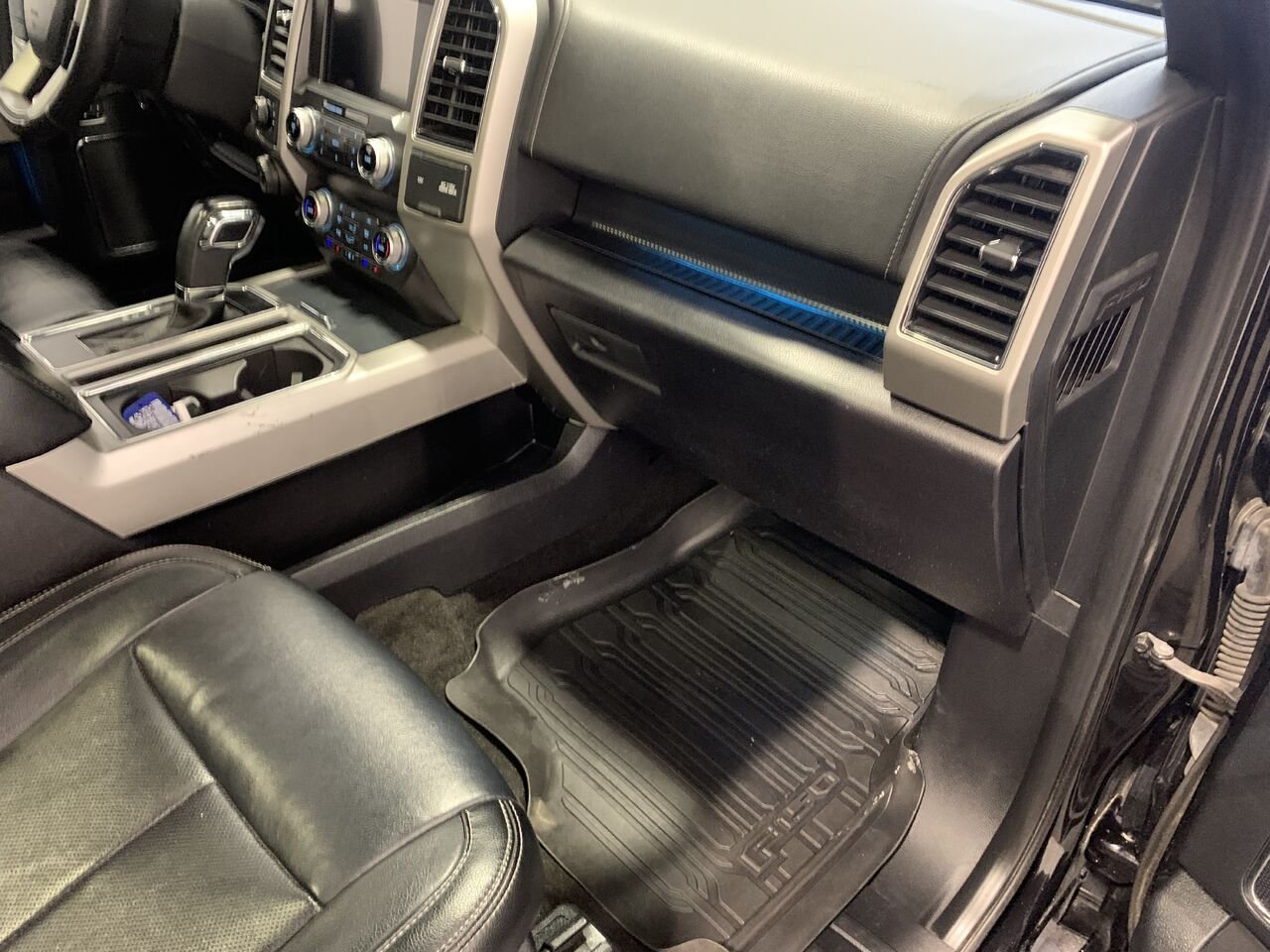 Ford F-150 SUPERCREW LARIAT LARIAT cabine SuperCrew 4RM caisse de 5,5 pi 2019 Noir Châteauguay - photo #20