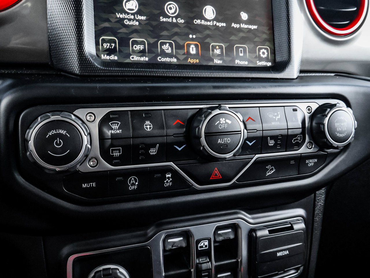 2020 Jeep Wrangler Unlimited Sahara 4x4 Black Sherwood Park - photo #28