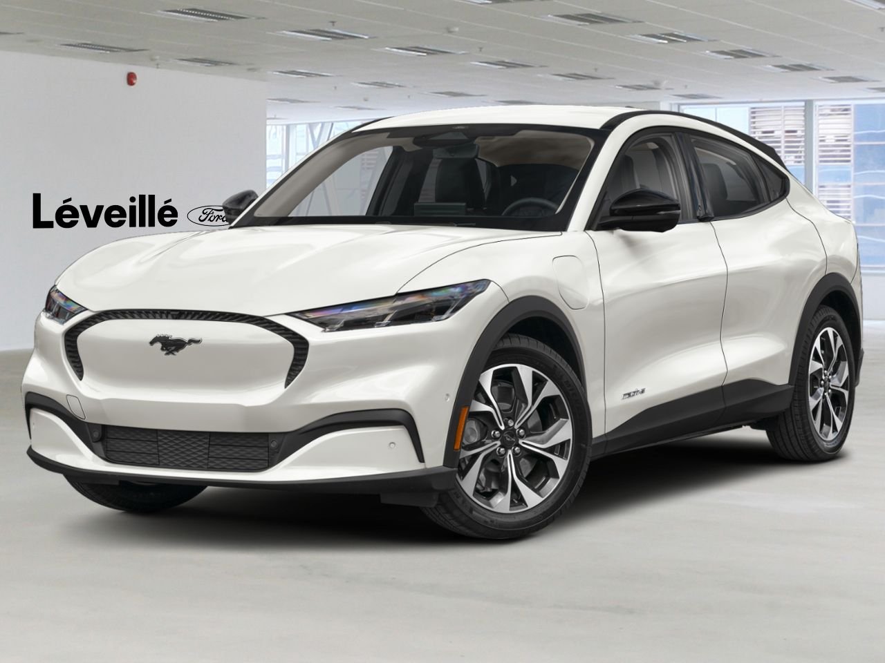 2026 Ford Mustang Mach-E Star White Metallic Tri-Coat Saint-Jérôme - photo #0