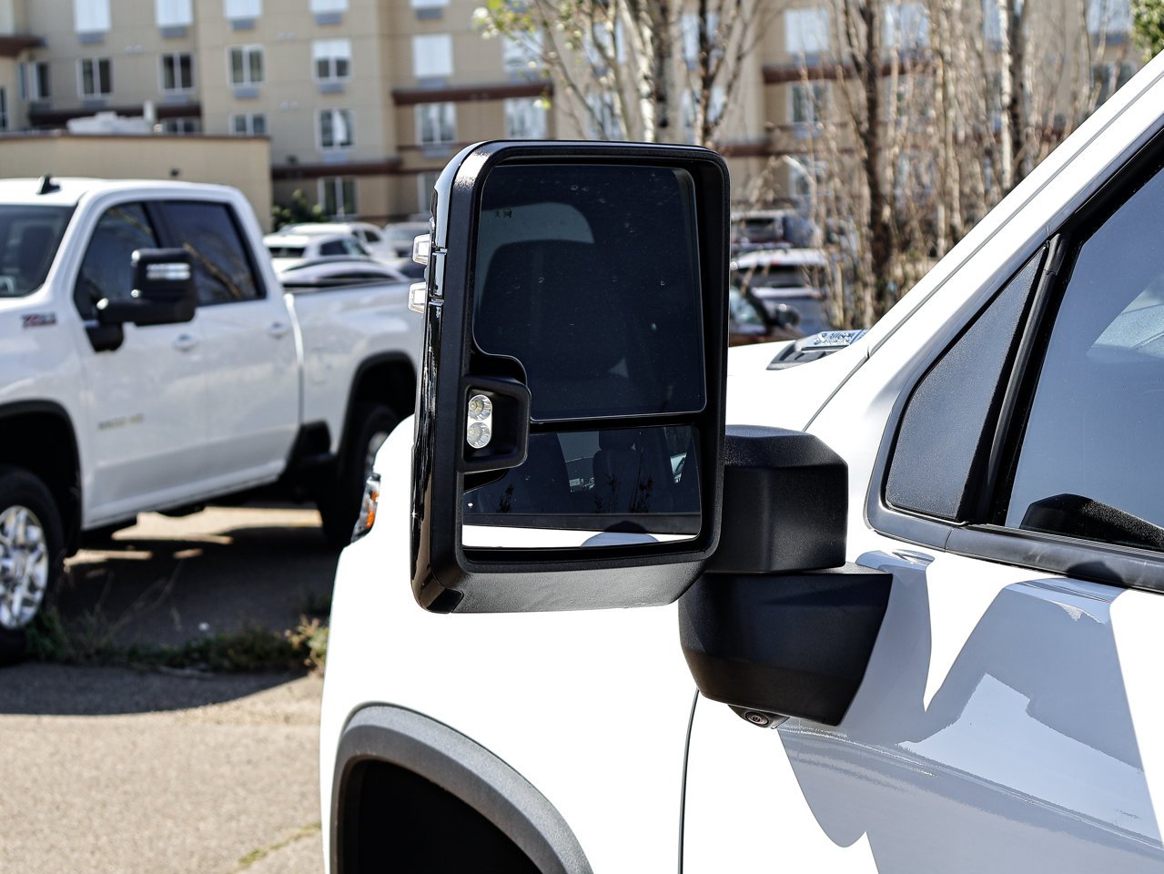 2024 Chevrolet Silverado 2500HD 4WD Crew Cab 159 LTZ White Sherwood Park - photo #6