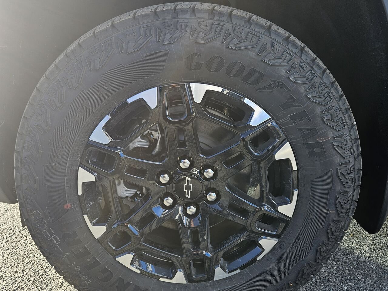 2027 Chevrolet Traverse Z71 4 portes TI Trillium Green Metallic Thetford Mines - photo #19