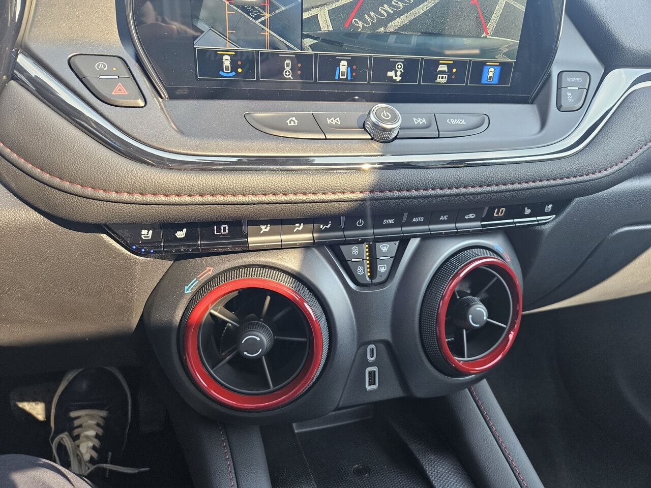 2026 Chevrolet Blazer RS 4 portes TI Sterling Grey Metallic Thetford Mines - photo #10