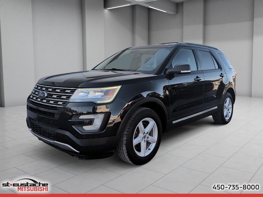 2017 Ford Explorer xlt awd 4 RM, 4 portes XLT 2.3l-7 passagers-toit panoramique sièges chauffants Black