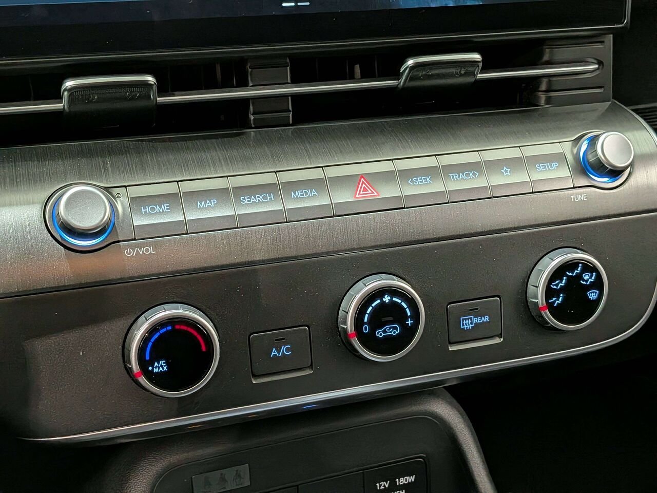 2025 Hyundai Kona 2.0L Preferred AWD Grey Val-David - photo #22
