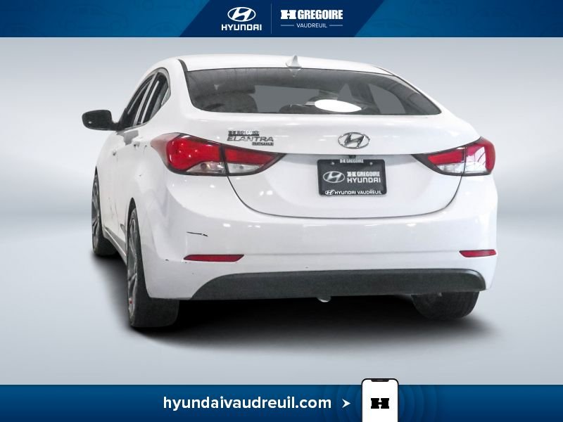 Hyundai Elantra YR819 | Allure sport berline 4 portes BA 2016 Blanc Laval - photo #10