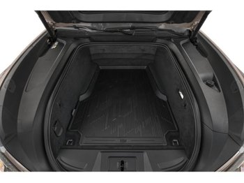 Cadillac Escalade IQL Luxury