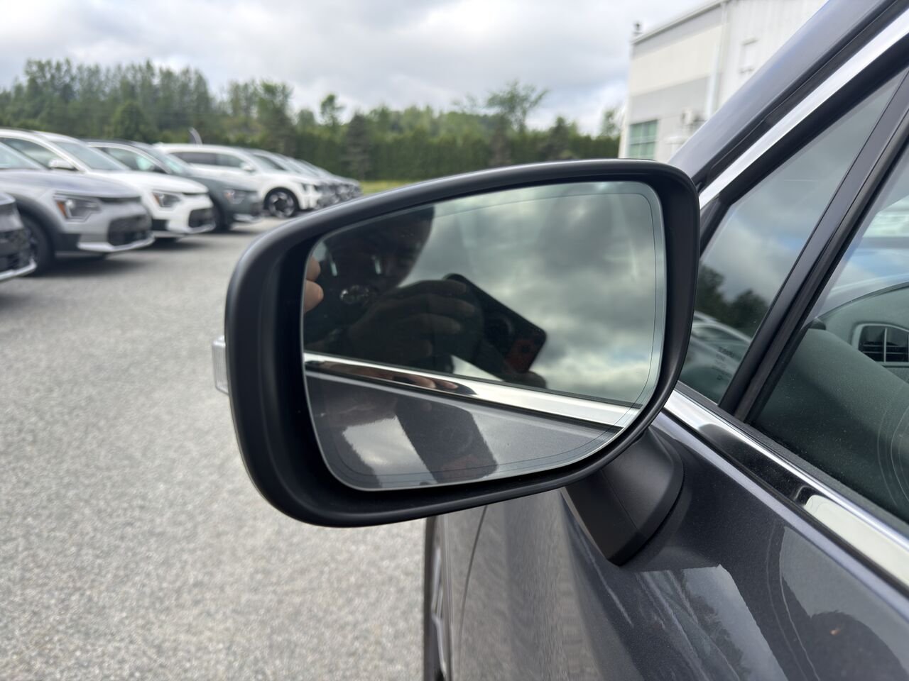 2023 Subaru Ascent Grey Thetford Mines - photo #9