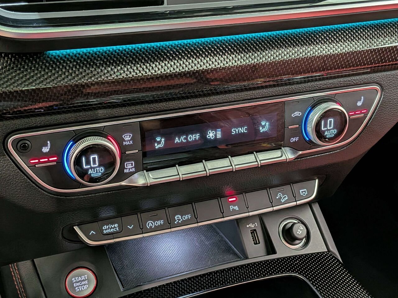 2022 Audi SQ5 Progressiv 3.0 TFSI quattro Black Val-David - photo #26
