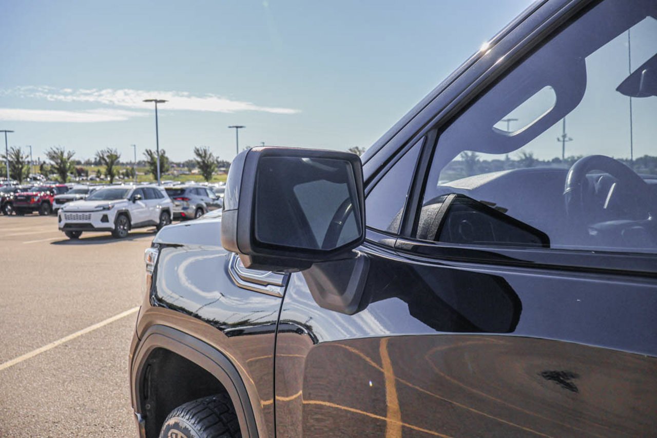 2022 GMC Sierra 1500 Limited 4WD Crew Cab 147 AT4 Black Sherwood Park - photo #13