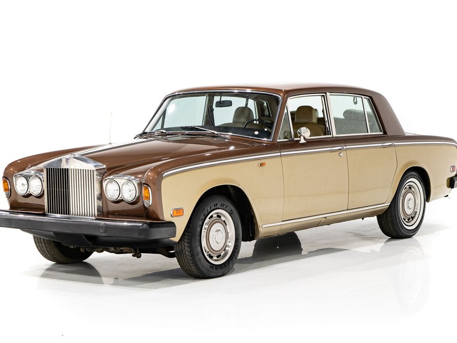 1974 Rolls Royce Silver Shadow Project car **PRICE IN USD** Brown