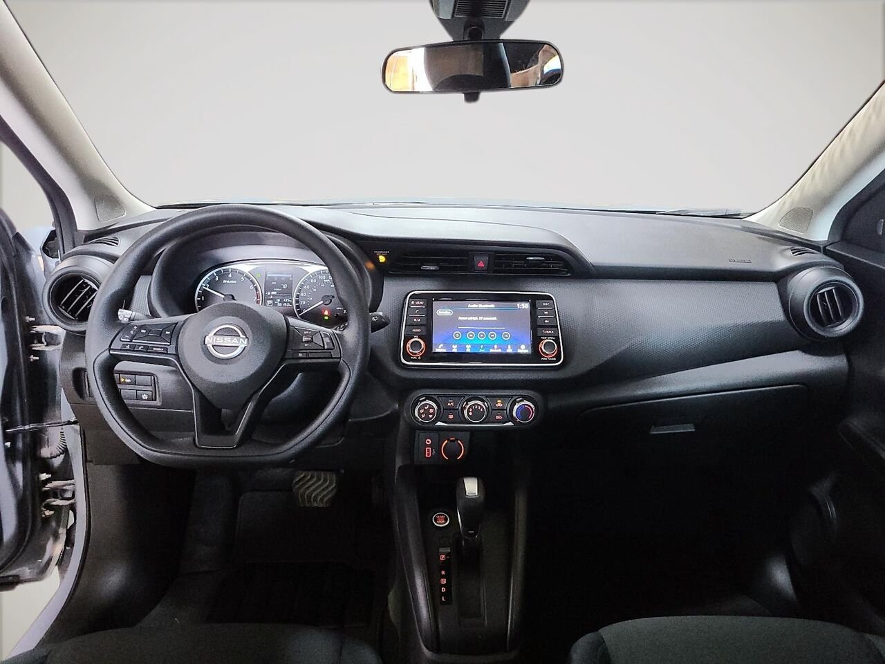 2024 Nissan Kicks S TA Grey Québec - photo #9