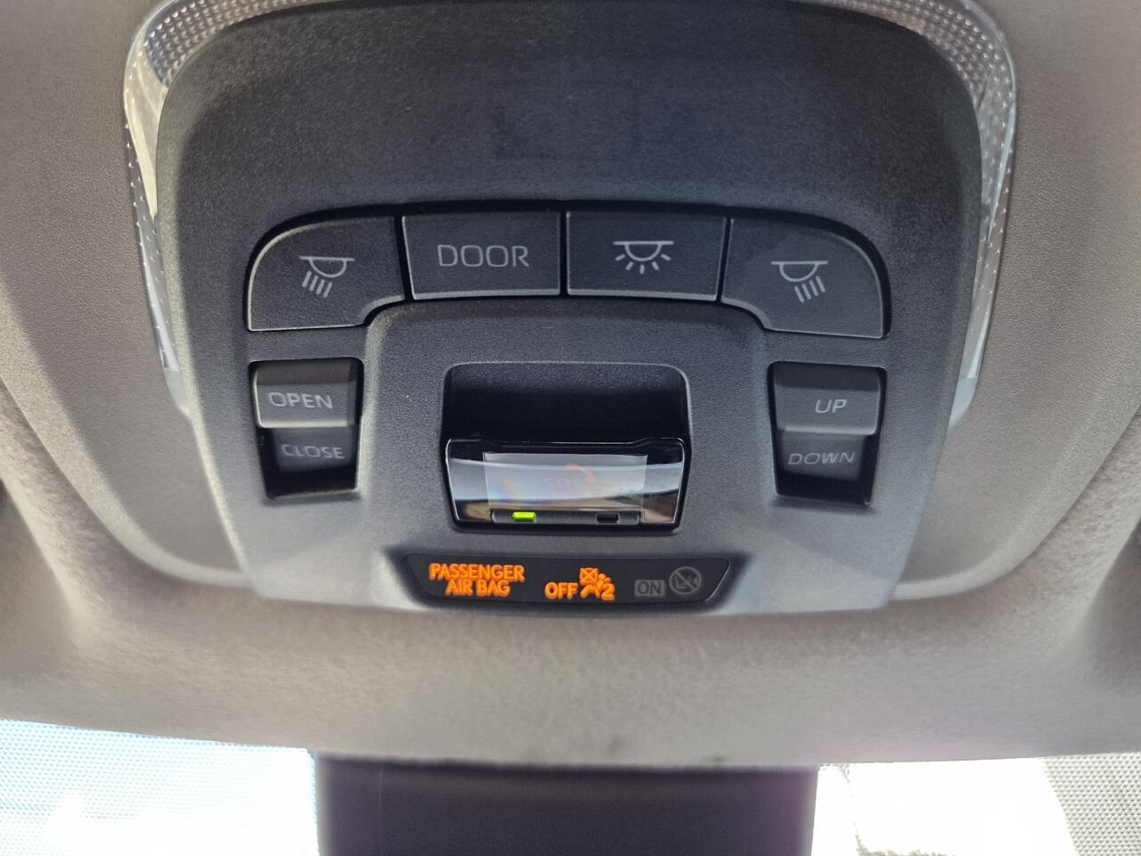 Toyota COROLLA CROSS LE (PREMIUM) 2022 Blanc Mont-Laurier - photo #22