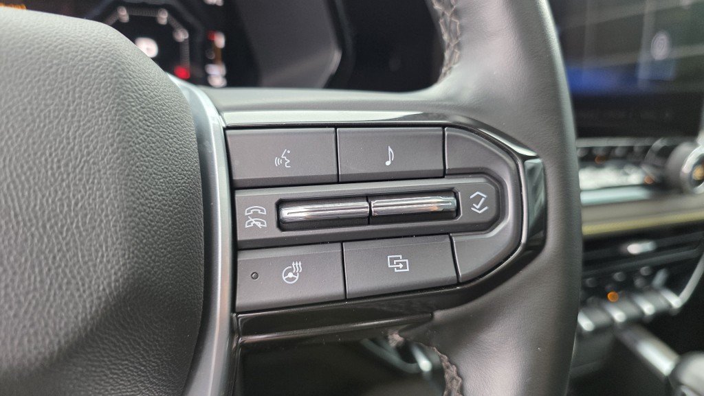2025 CHEVROLET Colorado ZR2 Bison Alu-Cab Overland AEV Black Mont-Laurier - photo #37